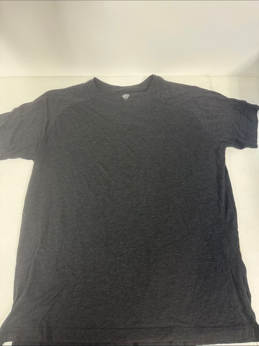 Alo Yoga men’s short-sleeve performance T-shirt